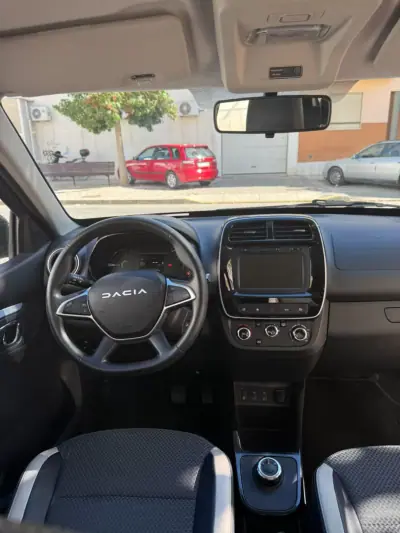 Dacia Spring 2022 - 13500 EUR, 39000 km - 39000km - foto 9 de 12