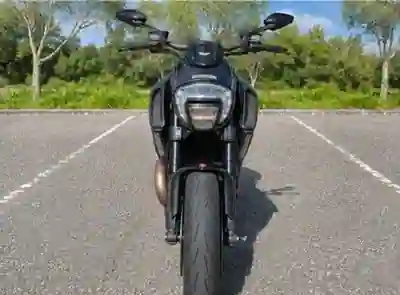 Ducati Diavel 2017 - 10950 EUR, 67000 km - foto 4 de 5