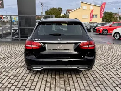 Mercedes-Benz C 180 2017 - 15990 EUR, 106000 km - foto 4 de 19