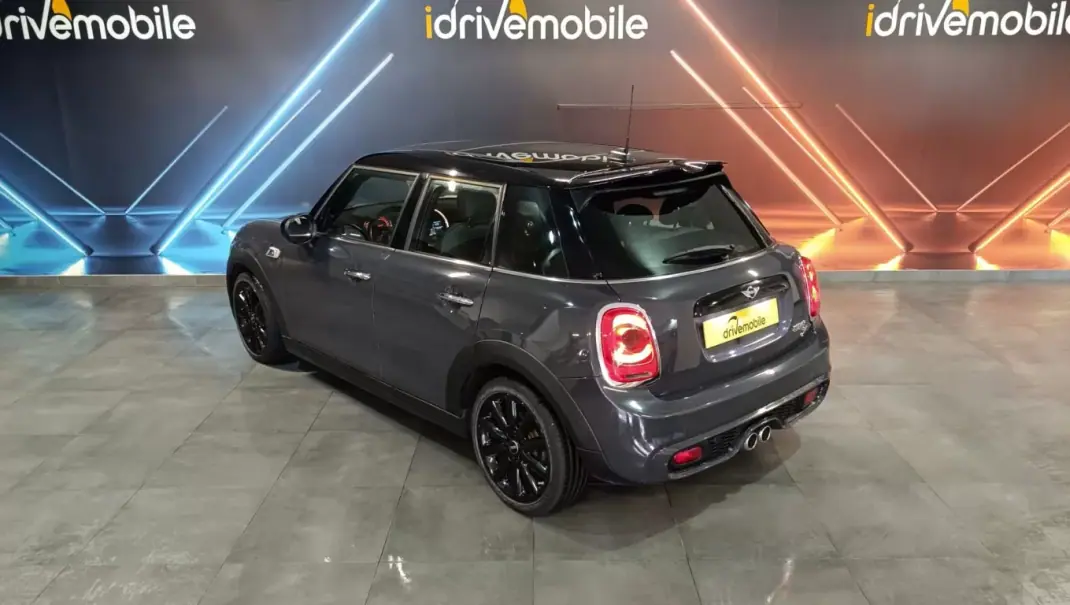 MINI Cooper 2016 - 19700 EUR, 119952 km - AUTO.MOTO.pt - 119952km - foto 17 de 64