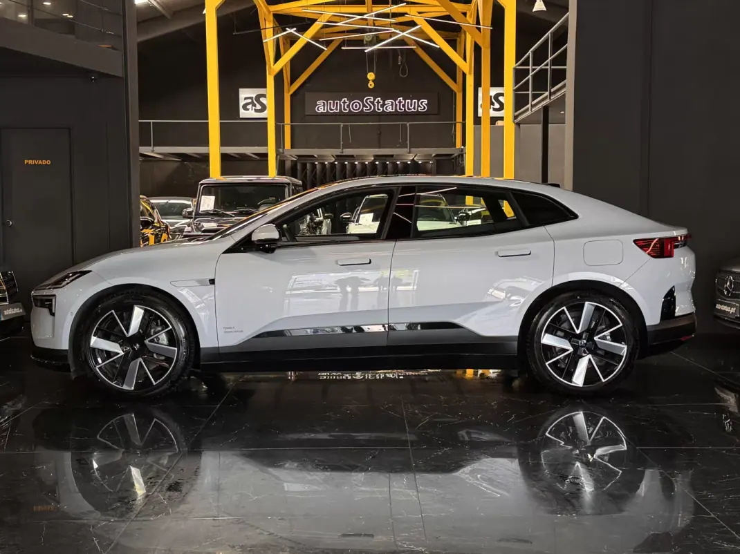 Polestar 4 2024 - 59990 EUR, 11600 km - AUTO.MOTO.pt - 11600km - foto 6 de 28