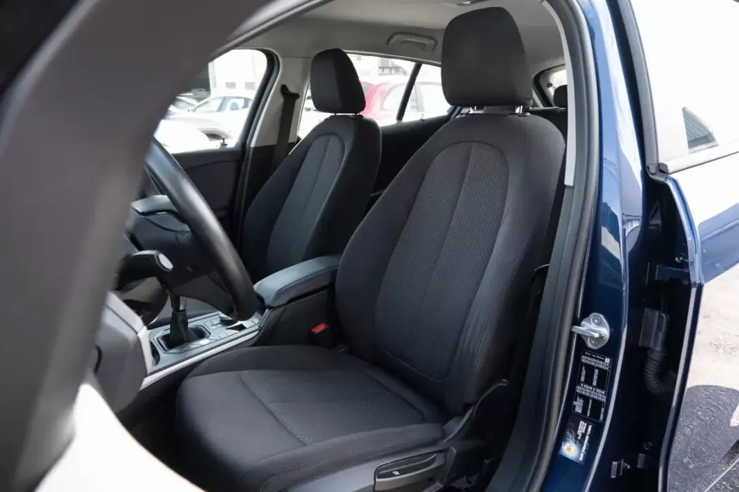 BMW 116 2019 - 18900 EUR, 83000 km - AUTO.MOTO.pt - 83000km - foto 11 de 25