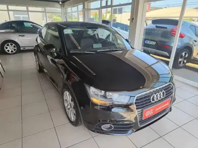 Audi A1 2011 - 8650 EUR, 215600 km - AUTO.MOTO.pt - 215600km - foto 2 de 32