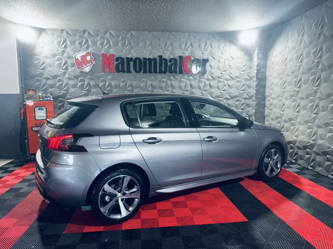 Peugeot 308 2018 - 11990 EUR, 139757 km - 139757km - foto 4 de 15