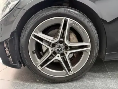 Mercedes-Benz C 180 2019 - 24990 EUR, 210000 km - AUTO.MOTO.pt - 210000km - foto 28 de 29