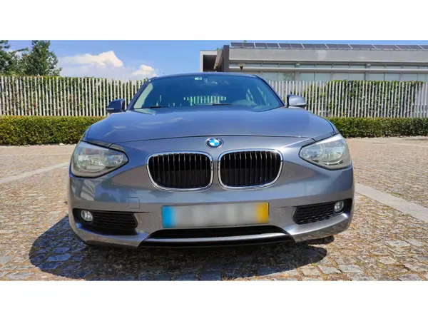 BMW 116 2013 - 7950 EUR, 323362 km - AUTO.MOTO.pt - 323362km - foto 8 de 15