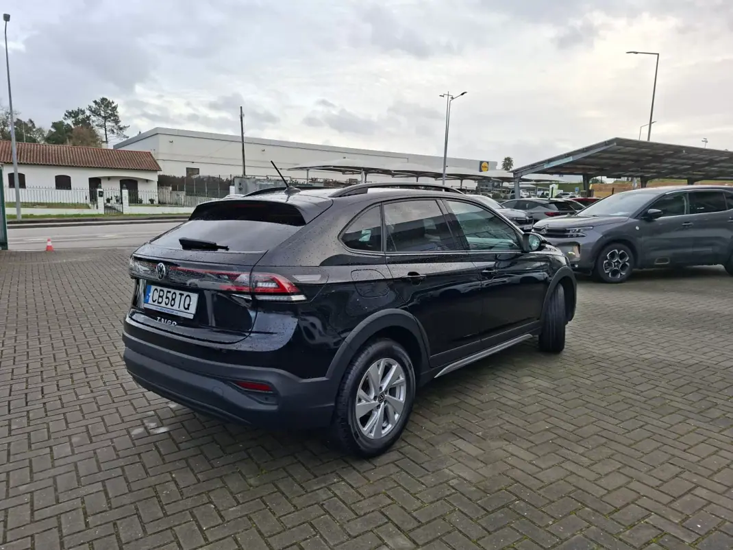 Volkswagen Taigo 2024 - 21000 EUR, 39500 km - AUTO.MOTO.pt - 39500km - foto 6 de 28