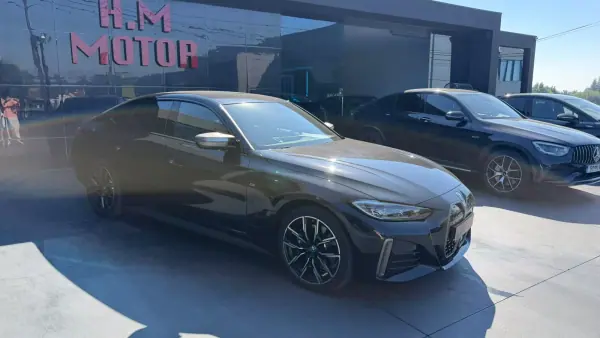 BMW i4 M50 Pack Desportivo M Pro 2023 Elétrico