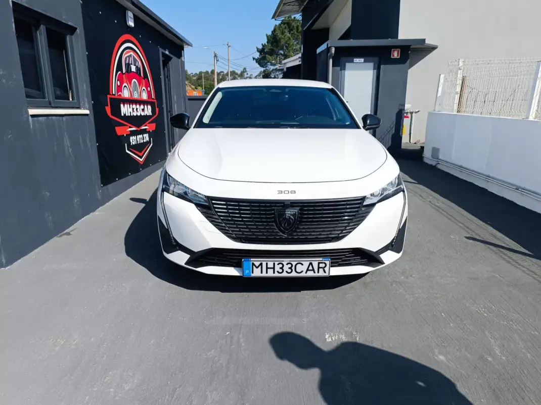 Peugeot 308 2022 - 19900 EUR, 156801 km - AUTO.MOTO.pt - 156801km - foto 1 de 32