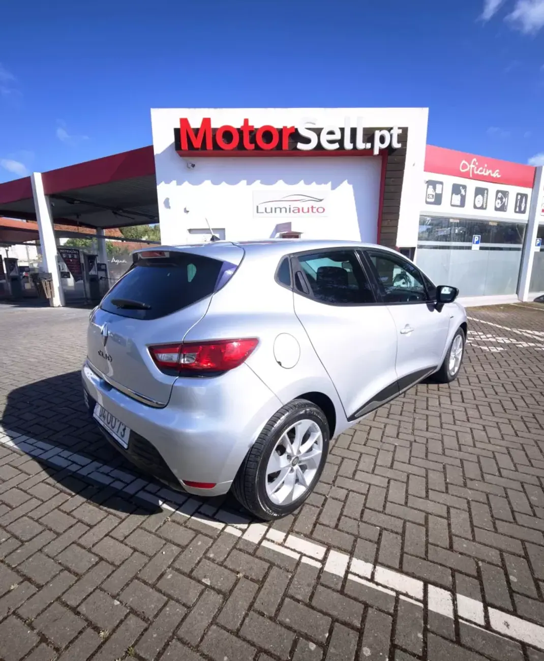 Renault Clio 2018 - 8600 EUR, 0 km - AUTO.MOTO.pt - foto 2 de 10