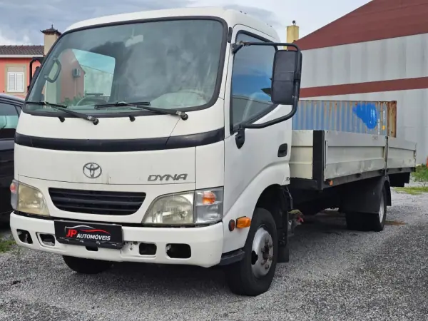 Toyota DYNA 150 2007 - 15999 EUR, 299000 km - 299000km - foto 3 de 7