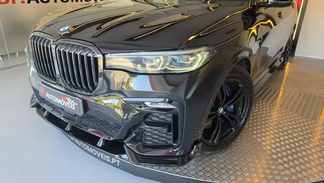 BMW X7 2022 - 65900 EUR, 194444 km - AUTO.MOTO.pt - 194444km - foto 30 de 72