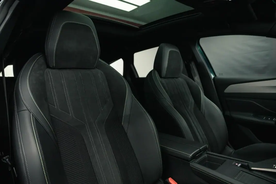 Peugeot 308 SW 2022 - 21000 EUR, 41000 km - 41000km - foto 6 de 10