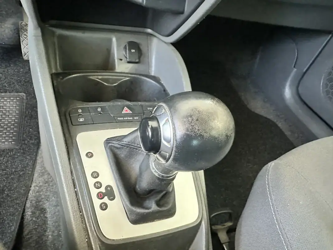 SEAT Ibiza ST 2011 - 6890 EUR, 148920 km - 148920km - foto 15 de 21
