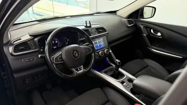 Renault Kadjar 2019 - 14990 EUR, 110028 km - AUTO.MOTO.pt - 110028km - foto 26 de 37