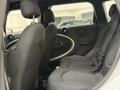 MINI Countryman 2015 - 13890 EUR, 149000 km - AUTO.MOTO.pt - 149000km - foto 24 de 25