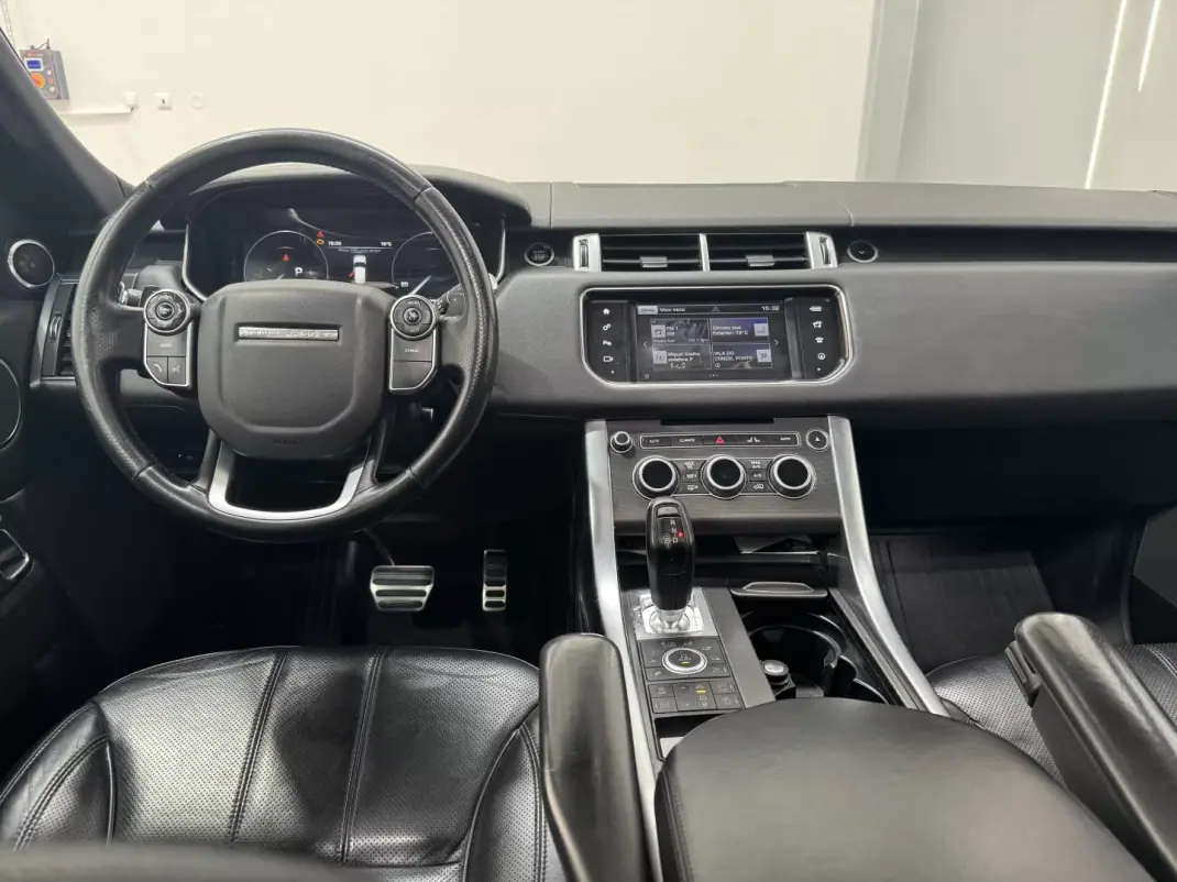 Land Rover Range Rover Sport 2016 - 31990 EUR, 220000 km - AUTO.MOTO.pt - 220000km - foto 25 de 42