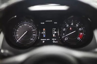 Jaguar F-Type 2013 - 68500 EUR, 36550 km - AUTO.MOTO.pt - 36550km - foto 8 de 34