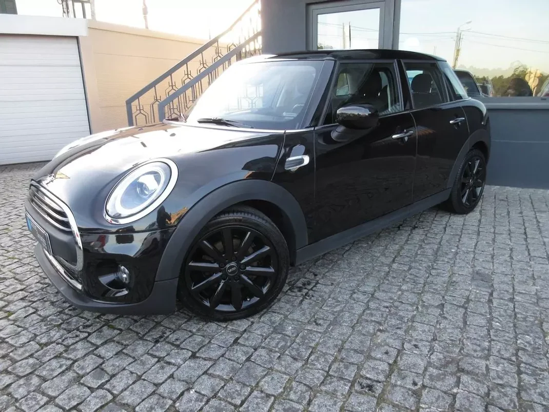 MINI Cooper 2021 - 19990 EUR, 90000 km - AUTO.MOTO.pt - 90000km - foto 6 de 52