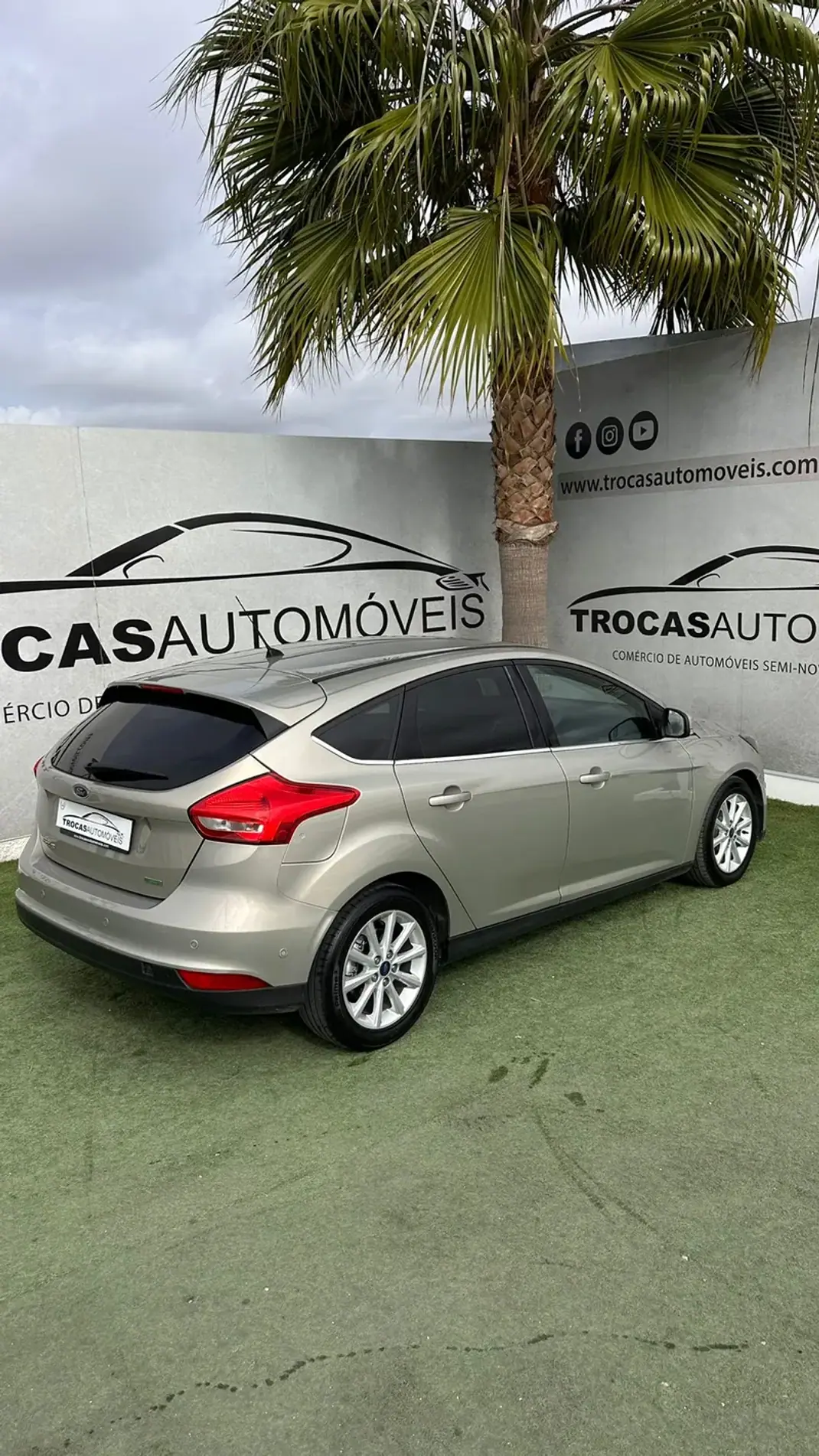 Ford Focus 2015 - 13500 EUR, 117793 km - 117793km - foto 3 de 26