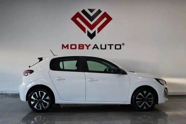 Peugeot 208 2024 - 17750 EUR, 25295 km - AUTO.MOTO.pt - 25295km - foto 8 de 25
