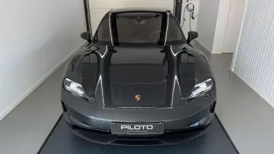 Porsche Taycan 2024 - 82000 EUR, 38405 km - AUTO.MOTO.pt - 38405km - foto 3 de 47