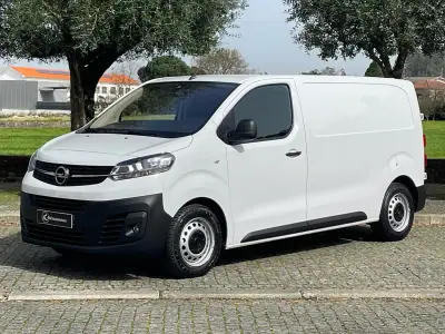 Opel COMBO 2022 - 17450 EUR, 123000 km - AUTO.MOTO.pt - 123000km - foto 2 de 37