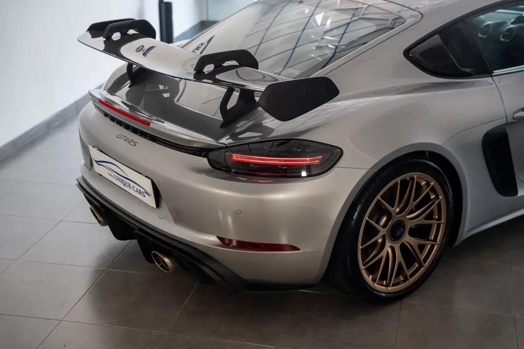 Porsche 718 Cayman 2022 - 220000 EUR, 9950 km - 9950km - foto 17 de 42