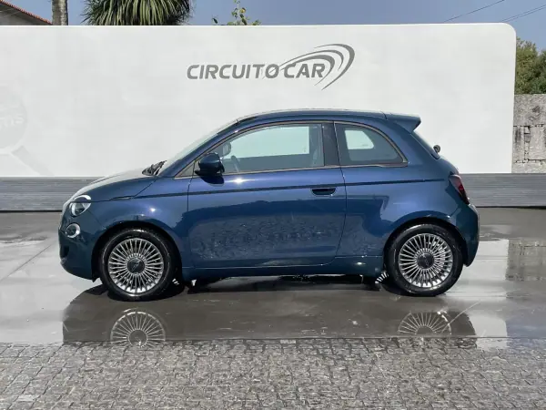 Fiat 500e 2022 - 16750 EUR, 65226 km - AUTO.MOTO.pt - 65226km - foto 2 de 42