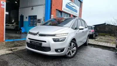 Citroën C4 Grand Picasso 2016 - 10900 EUR, 144000 km - AUTO.MOTO.pt - 144000km - foto 4 de 14