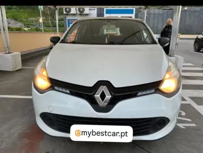 Renault Clio 2014 - 8900 EUR, 184000 km - AUTO.MOTO.pt - 184000km - foto 5 de 8