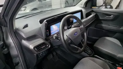 Ford Tourneo Courier 2024 - 24990 EUR, 15000 km - AUTO.MOTO.pt - 15000km - foto 5 de 29
