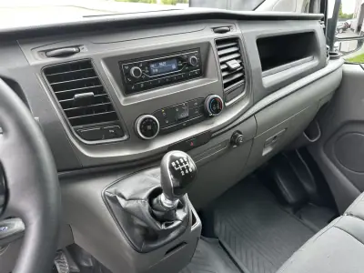 Ford Transit 2020 - 16900 EUR, 200000 km - AUTO.MOTO.pt - 200000km - foto 24 de 37