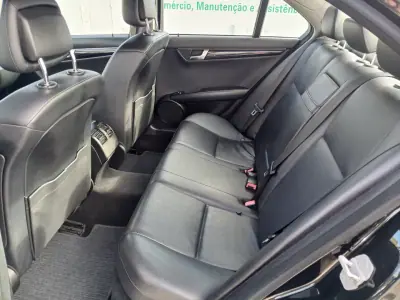 Mercedes-Benz C 200 2010 - 10250 EUR, 208074 km - AUTO.MOTO.pt - 208074km - foto 16 de 23