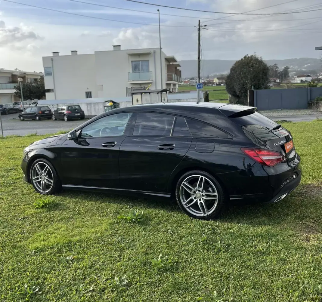 Mercedes-Benz CLA 200 2017 - 18900 EUR, 201000 km - AUTO.MOTO.pt - 201000km - foto 4 de 13