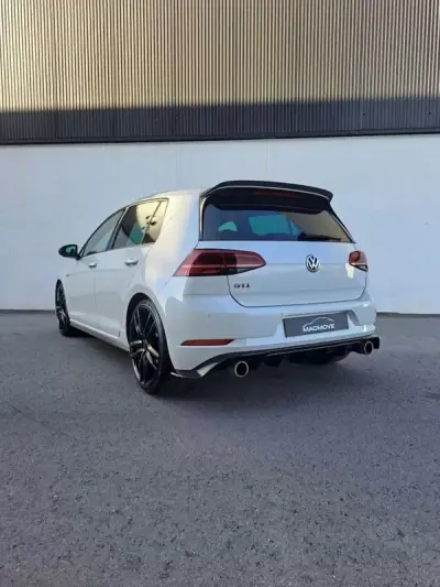 Volkswagen Golf 2019 - 28900 EUR, 108000 km - AUTO.MOTO.pt - 108000km - foto 5 de 32