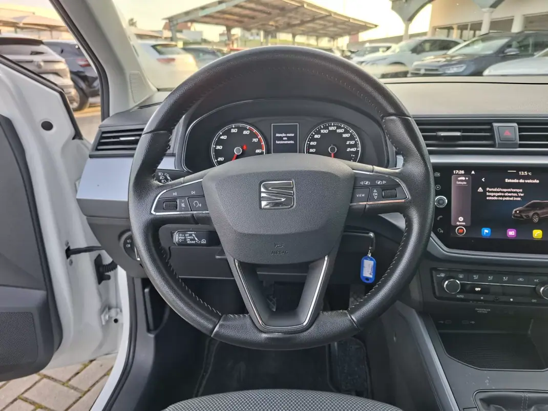 SEAT Arona 2021 - 15500 EUR, 49500 km - AUTO.MOTO.pt - 49500km - foto 15 de 31