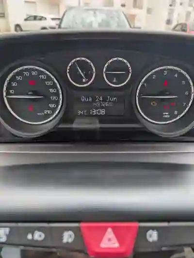 Lancia Ypsilon 2015 - 6400 EUR, 149726 km - 149726km - foto 4 de 15