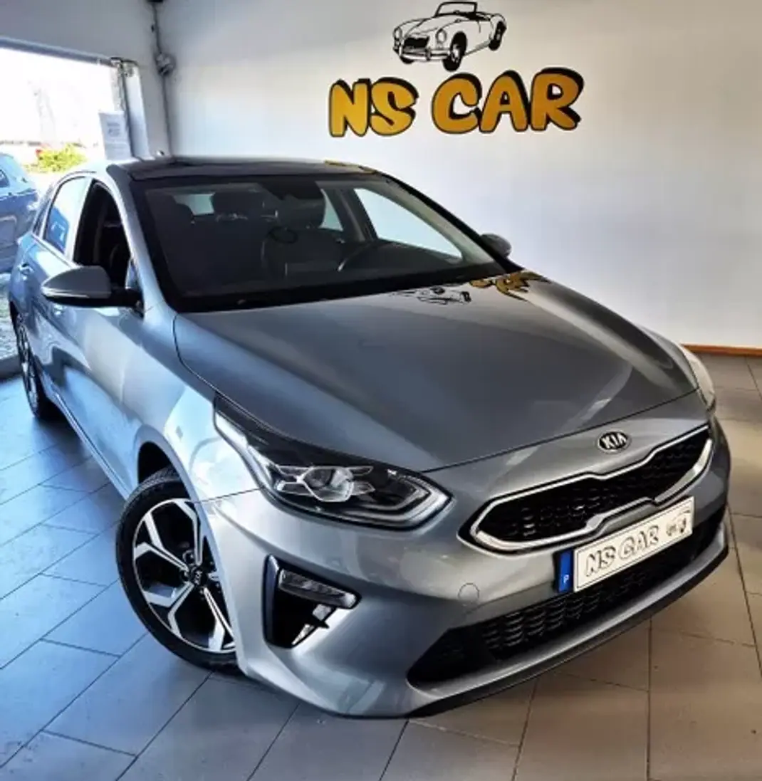Kia Ceed 2019 - 15750 EUR, 145000 km - AUTO.MOTO.pt - 145000km - foto 1 de 12
