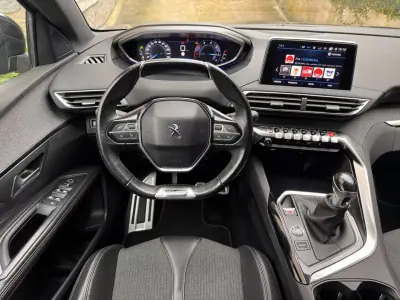Peugeot 5008 2018 - 18500 EUR, 108306 km - AUTO.MOTO.pt - 108306km - foto 9 de 23