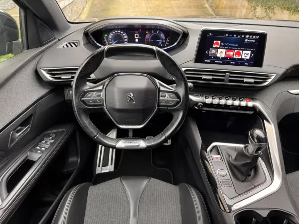 Peugeot 5008 2018 - 17900 EUR, 108306 km - AUTO.MOTO.pt - 108306km - foto 9 de 23