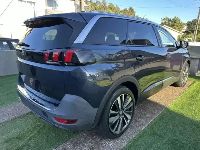 Peugeot 5008 2018 - 14900 EUR, 220000 km - AUTO.MOTO.pt - 220000km - foto 9 de 60