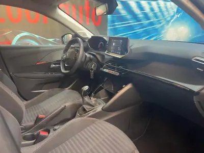 Peugeot 208 2023 - 14900 EUR, 44000 km - AUTO.MOTO.pt - 44000km - foto 31 de 47