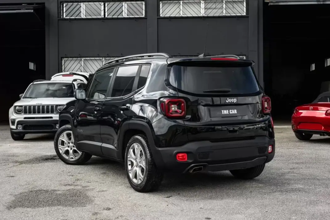 Jeep Renegade 2020 - 18500 EUR, 99000 km - AUTO.MOTO.pt - 99000km - foto 7 de 31