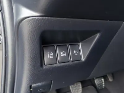 Toyota Yaris 2017 - 11990 EUR, 103000 km - AUTO.MOTO.pt - 103000km - foto 21 de 39