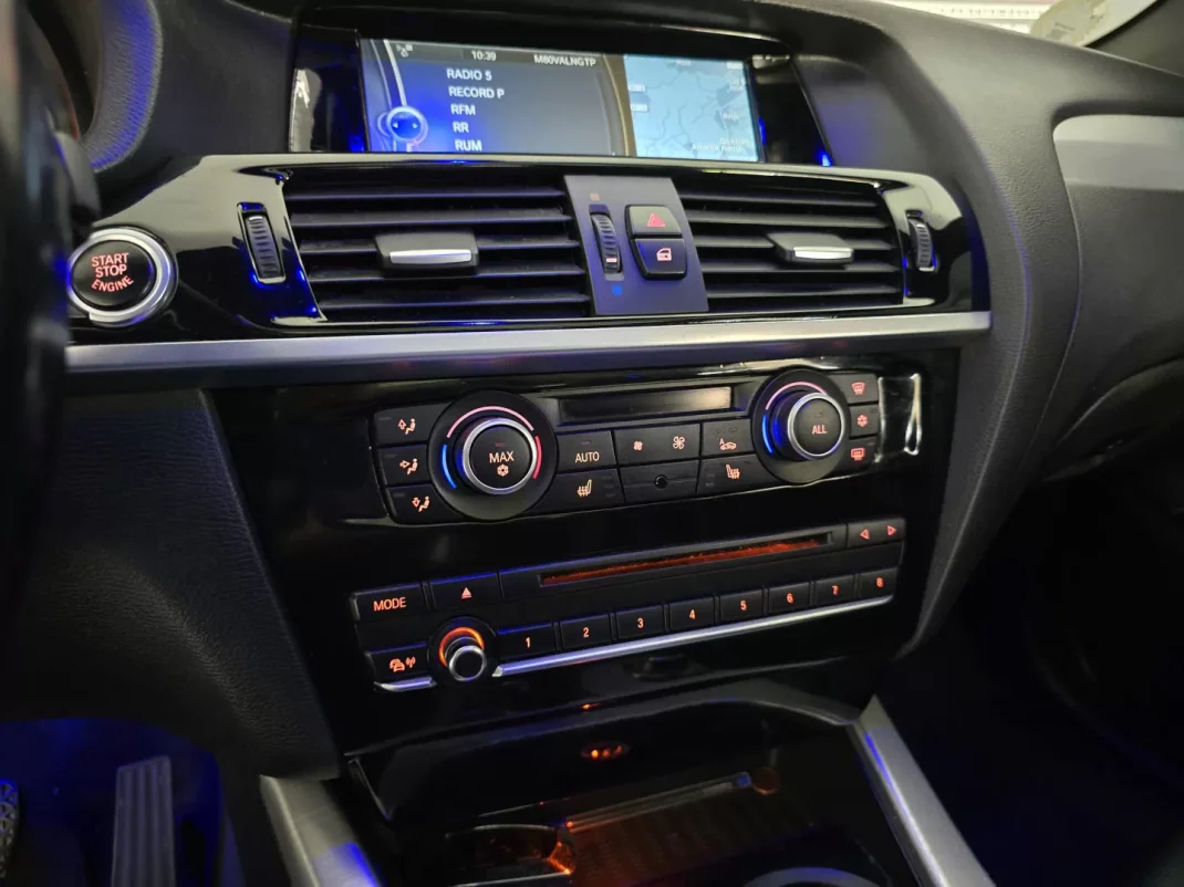 BMW X3 2011 - 21900 EUR, 190000 km - AUTO.MOTO.pt - 190000km - foto 6 de 22