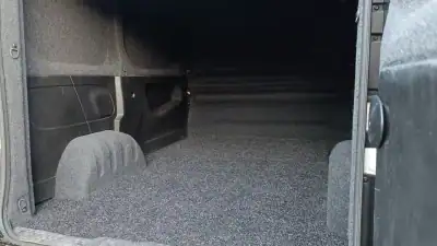 Nissan NV300 2020 - 20900 EUR, 99900 km - AUTO.MOTO.pt - 99900km - foto 11 de 32