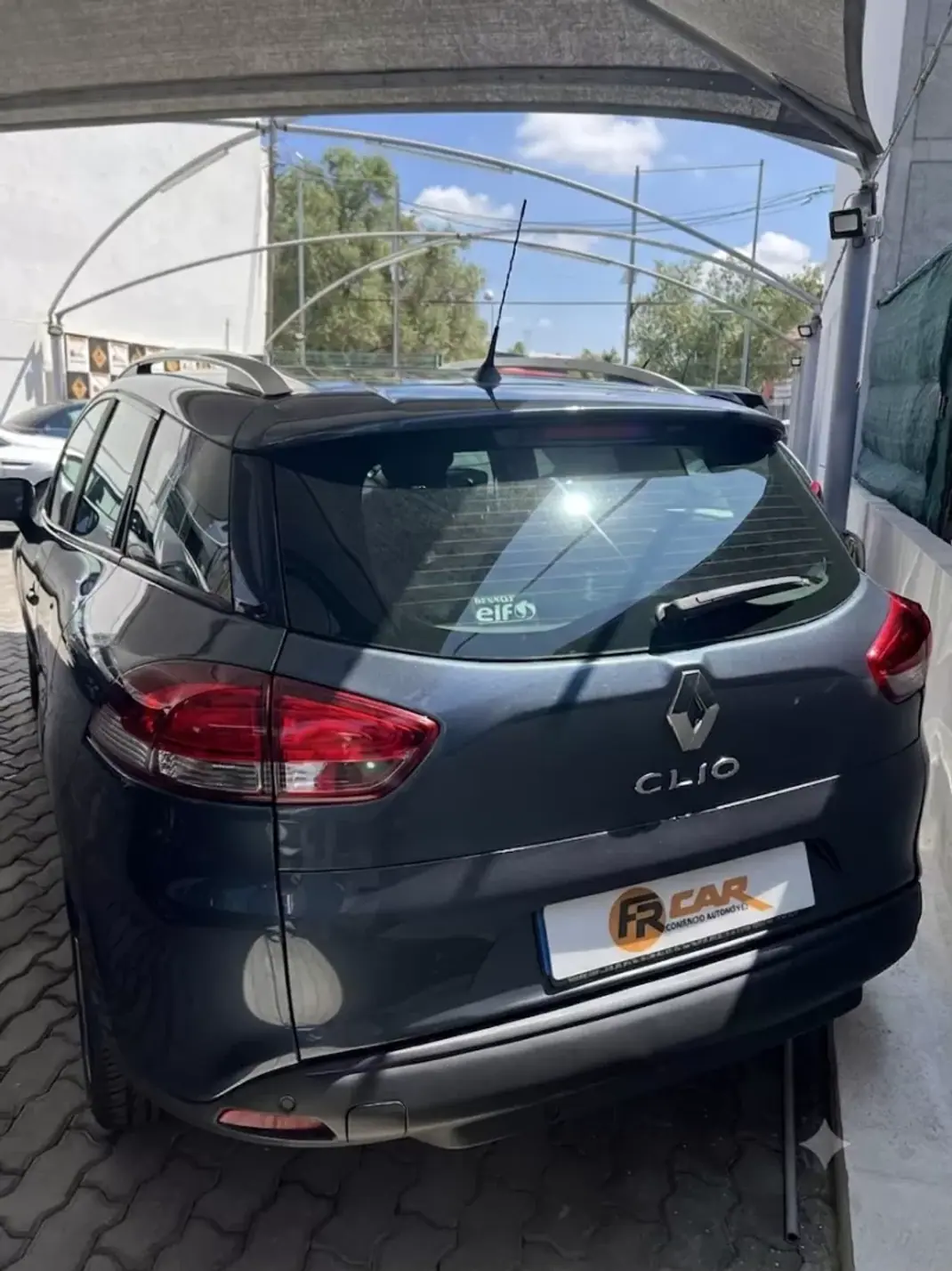Renault Clio 2018 - 13900 EUR, 147279 km - 147279km - foto 6 de 7