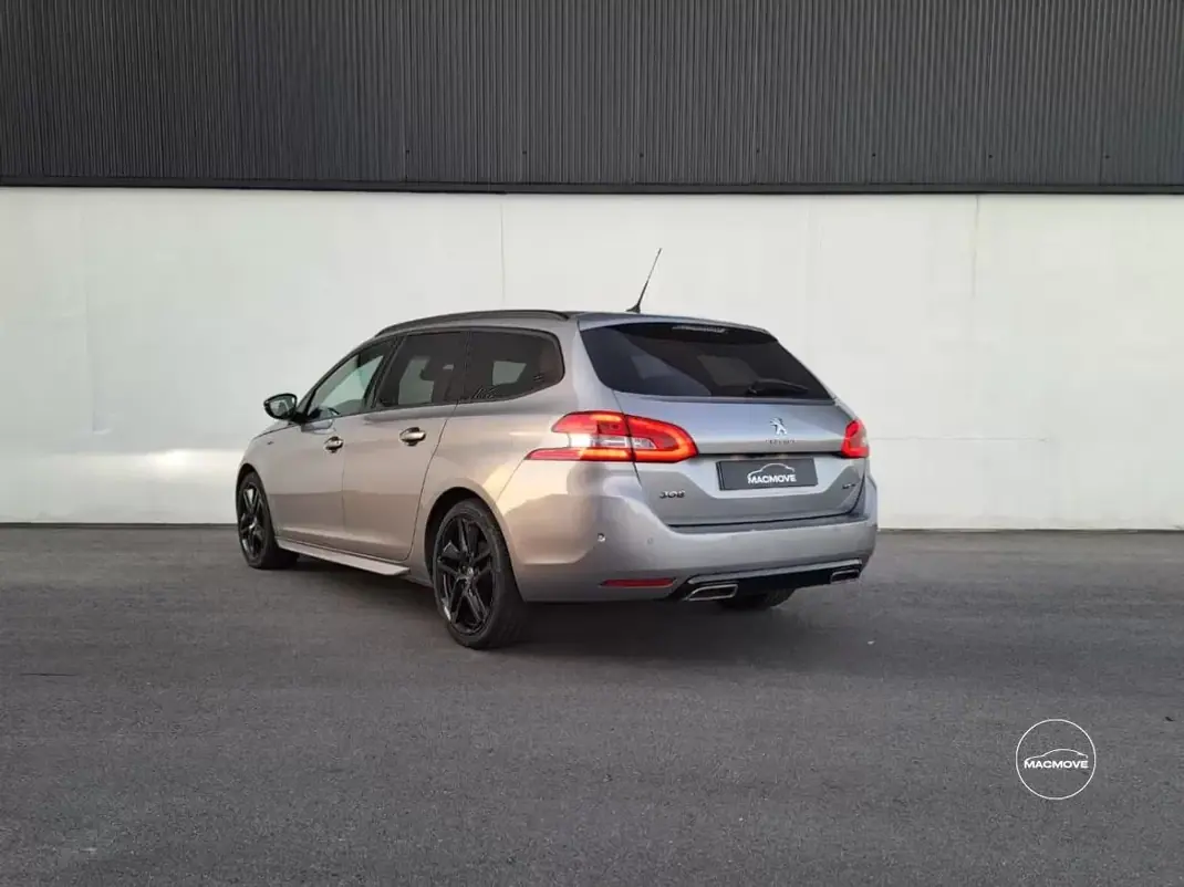 Peugeot 308 SW 2021 - 15990 EUR, 149000 km - 149000km - foto 17 de 21