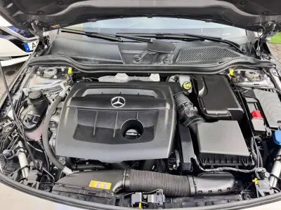Mercedes-Benz CLA 180 2018 - 21500 EUR, 179900 km - AUTO.MOTO.pt - 179900km - foto 20 de 25